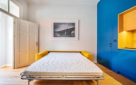 Quiet City Center Apartment In Hip & Foodie Area