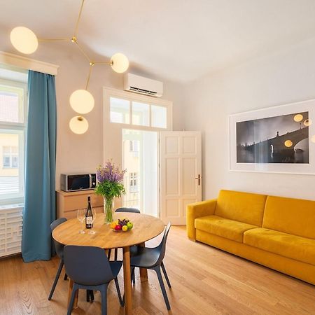 Quiet City Center Apartment In Hip & Foodie Area Praag Buitenkant foto