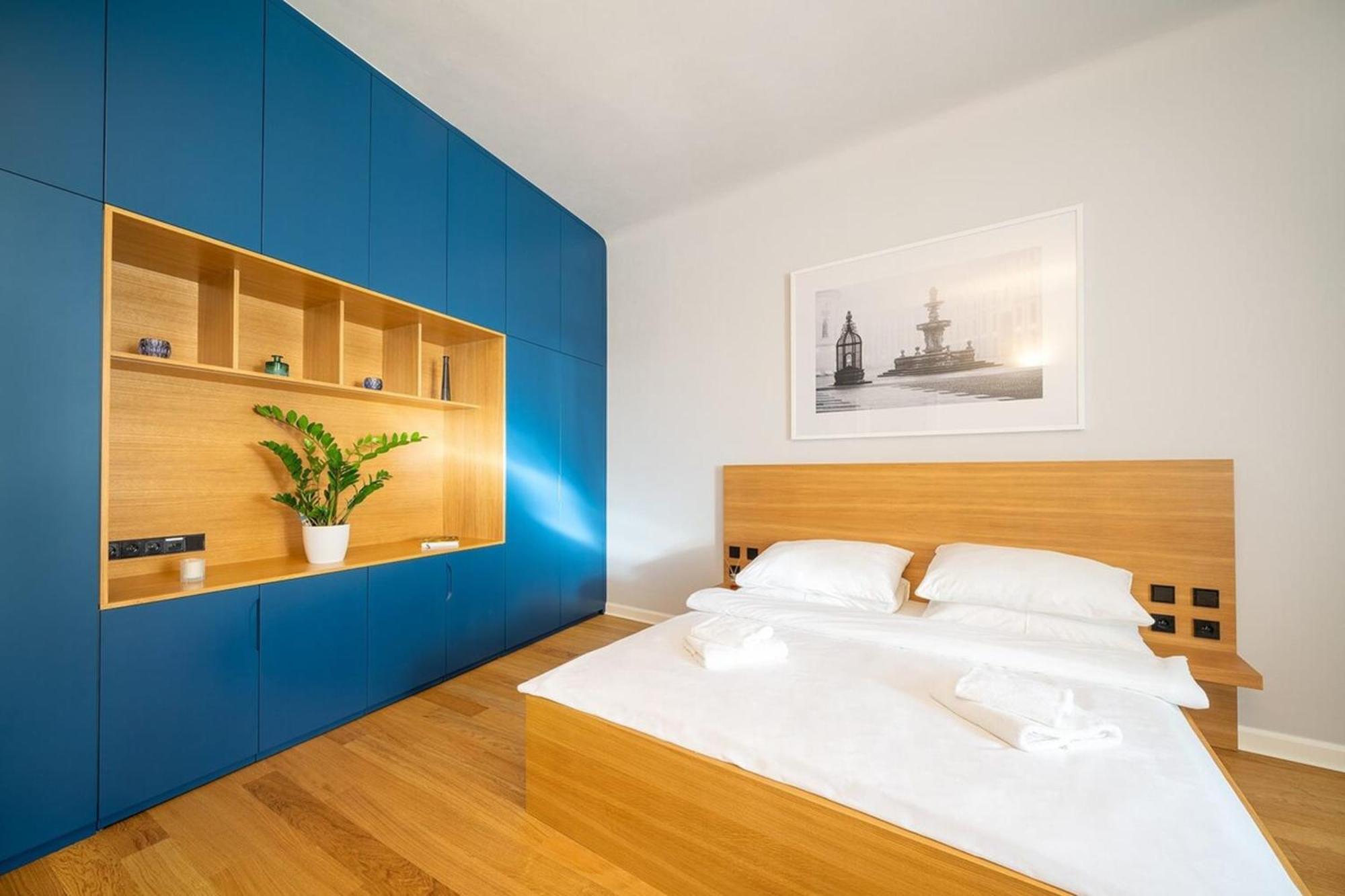 Quiet City Center Apartment In Hip & Foodie Area Praag Buitenkant foto